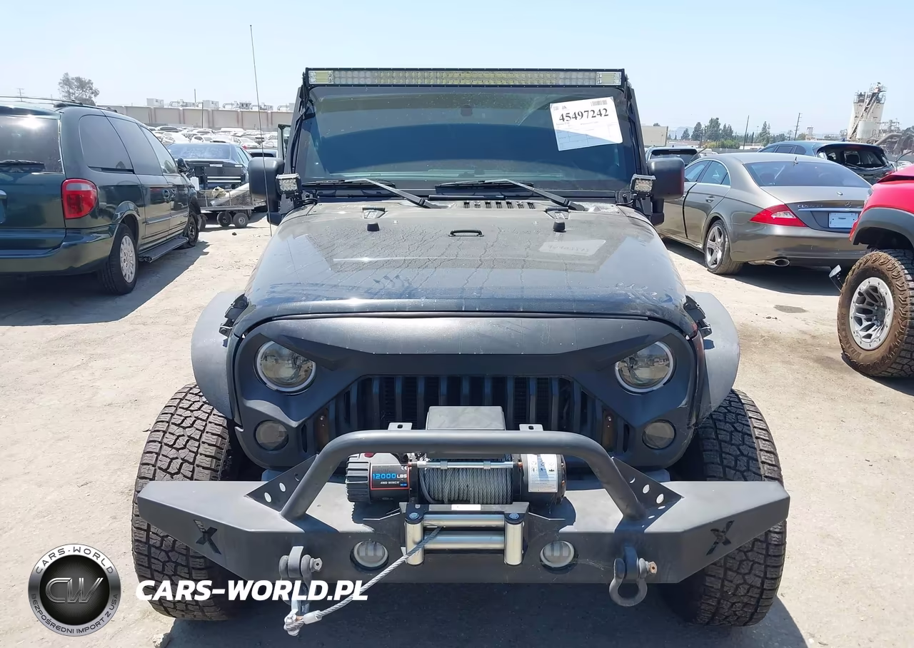 2013 Jeep Wrangler Unlimited Rubicon VIN:1C4BJWFG2DL699603 - 6