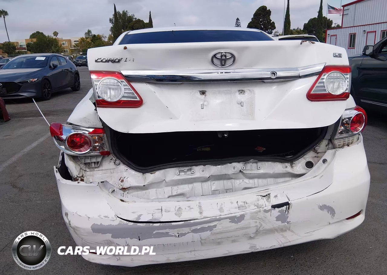 2013 Toyota Corolla Le VIN:5YFBU4EE0DP138481 - 6