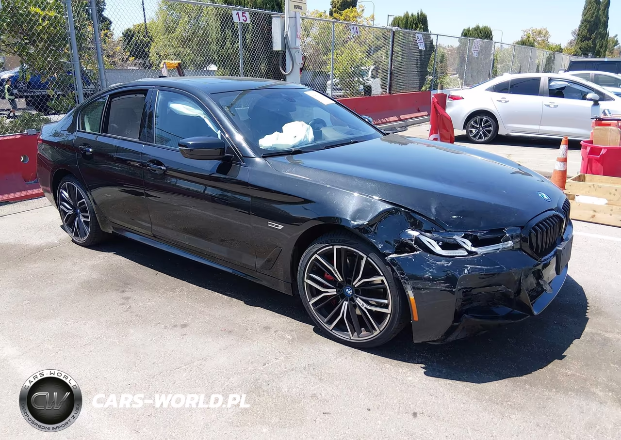 2023 BMW 530E