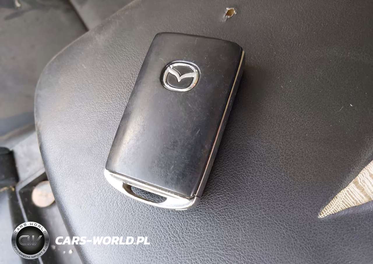 2020 Mazda Mazda3 Select Package VIN:3MZBPACL3LM135875 - 11