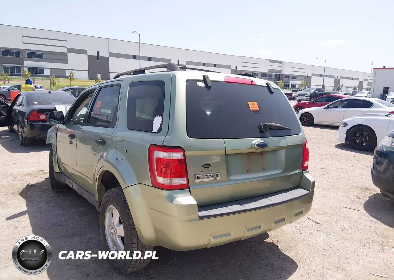 2008 Ford Escape Xlt VIN:1FMCU03158KA14090 - 3