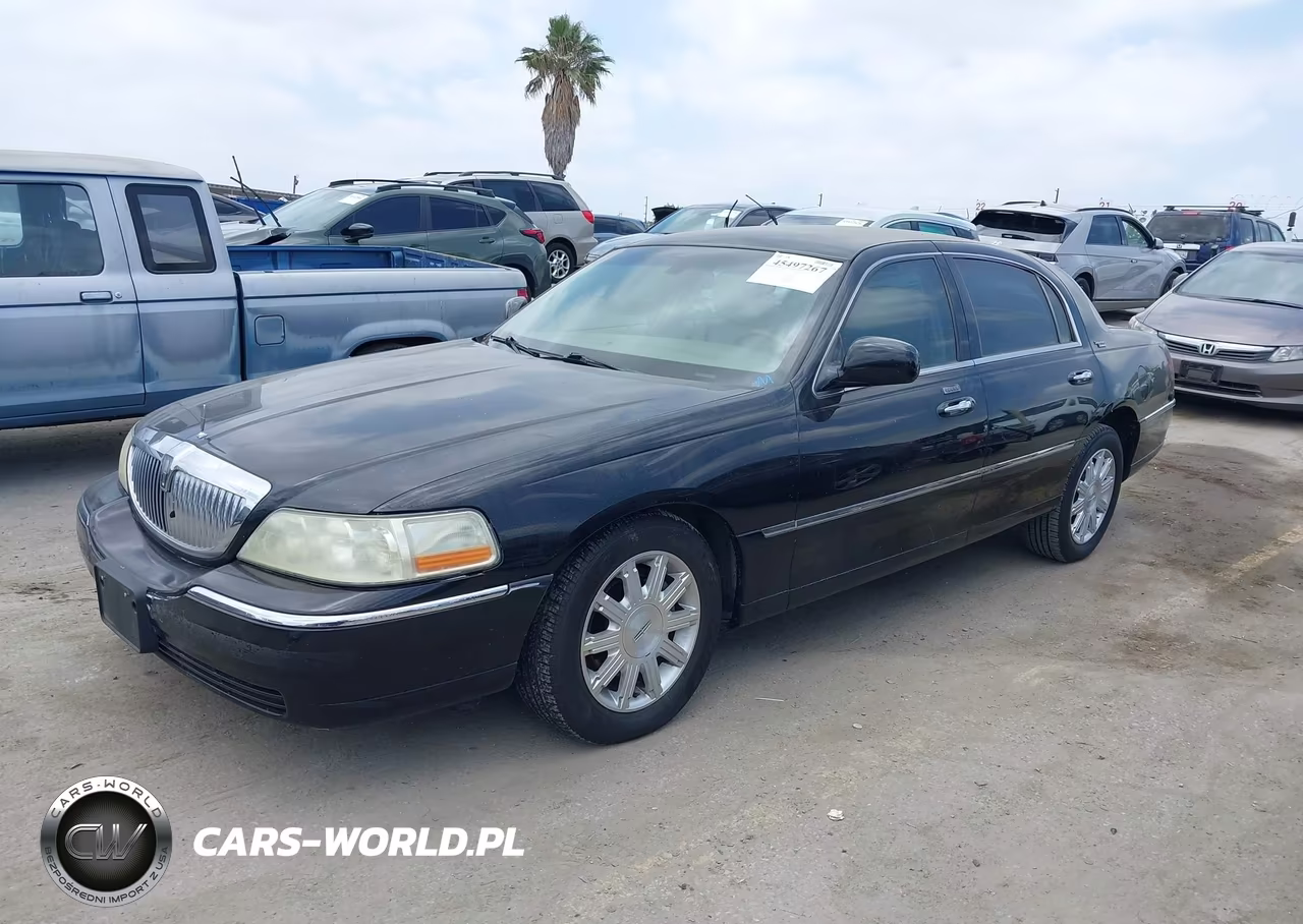 2011 Lincoln Town Car Signature Limited VIN:2LNBL8CV9BX751717 - 2