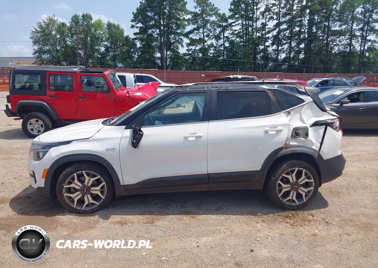 2021 Kia Seltos S Turbo VIN:KNDEUCA23M7093881 - 14