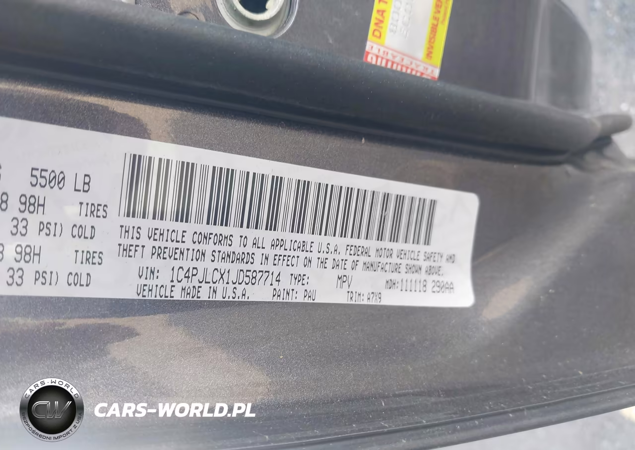 2018 Jeep Cherokee Latitude Tech Connect Fwd VIN:1C4PJLCX1JD587714 - 9