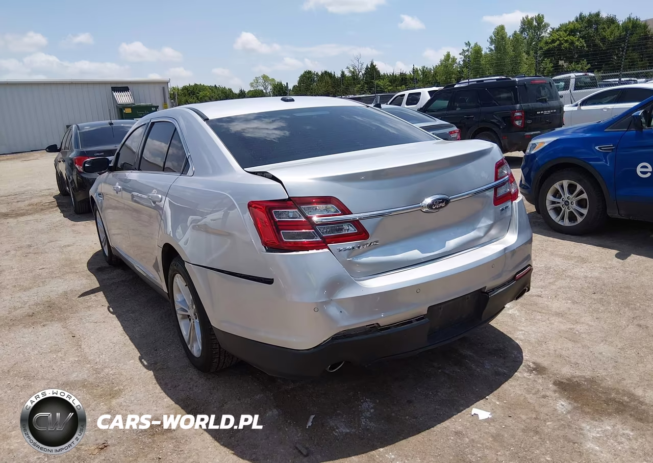 2018 Ford Taurus Sel VIN:1FAHP2E83JG102450 - 3