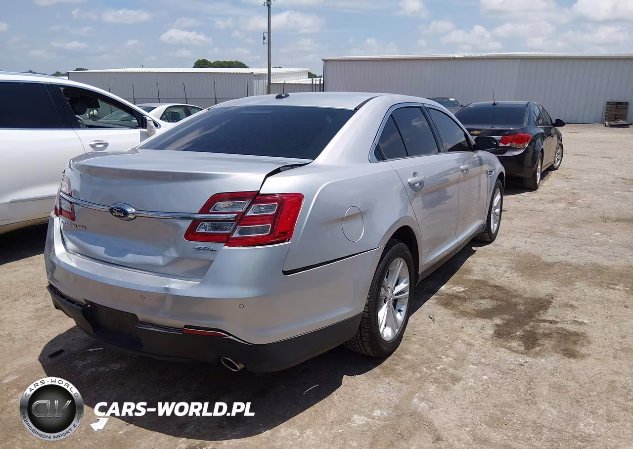 2018 Ford Taurus Sel VIN:1FAHP2E83JG102450 - 4