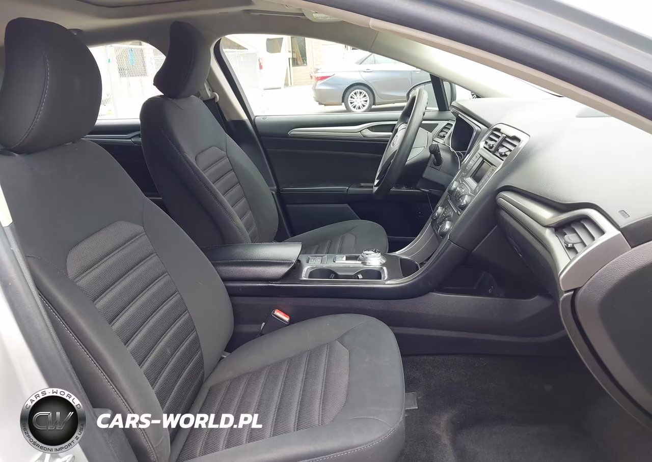 2018 Ford Fusion Hybrid Se VIN:3FA6P0LU4JR247808 - 5