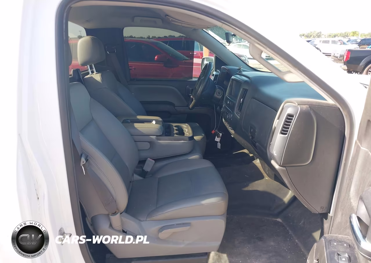 2018 Chevrolet Silverado 1500 Wt VIN:1GCNCNEC5JZ365610 - 5