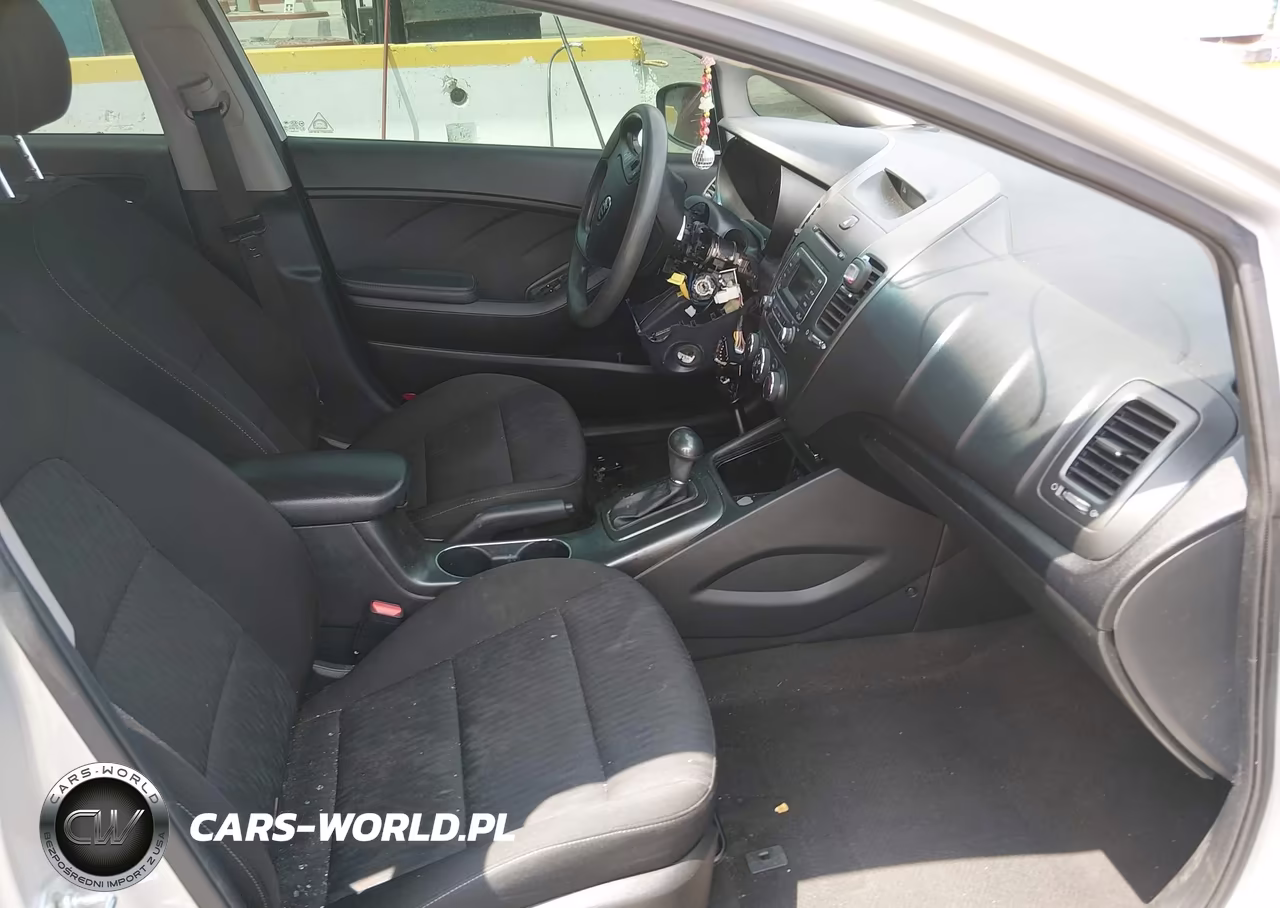 2016 Kia Forte Lx VIN:KNAFK4A69G5616868 - 5