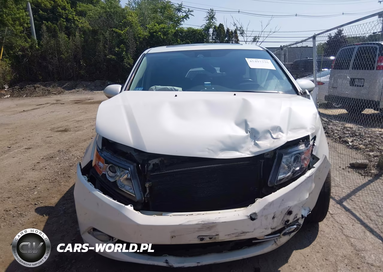 2015 Honda Odyssey Touring-Touring Elite VIN:5FNRL5H99FB045916 - 12