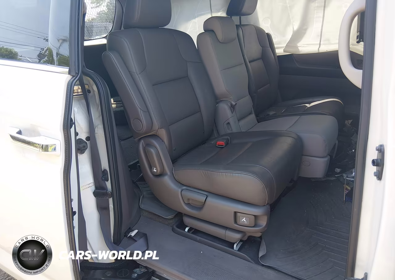 2015 Honda Odyssey Touring-Touring Elite VIN:5FNRL5H99FB045916 - 8