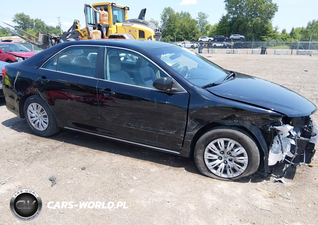 2013 Toyota Camry Le VIN:4T1BF1FK7DU713655 - 14