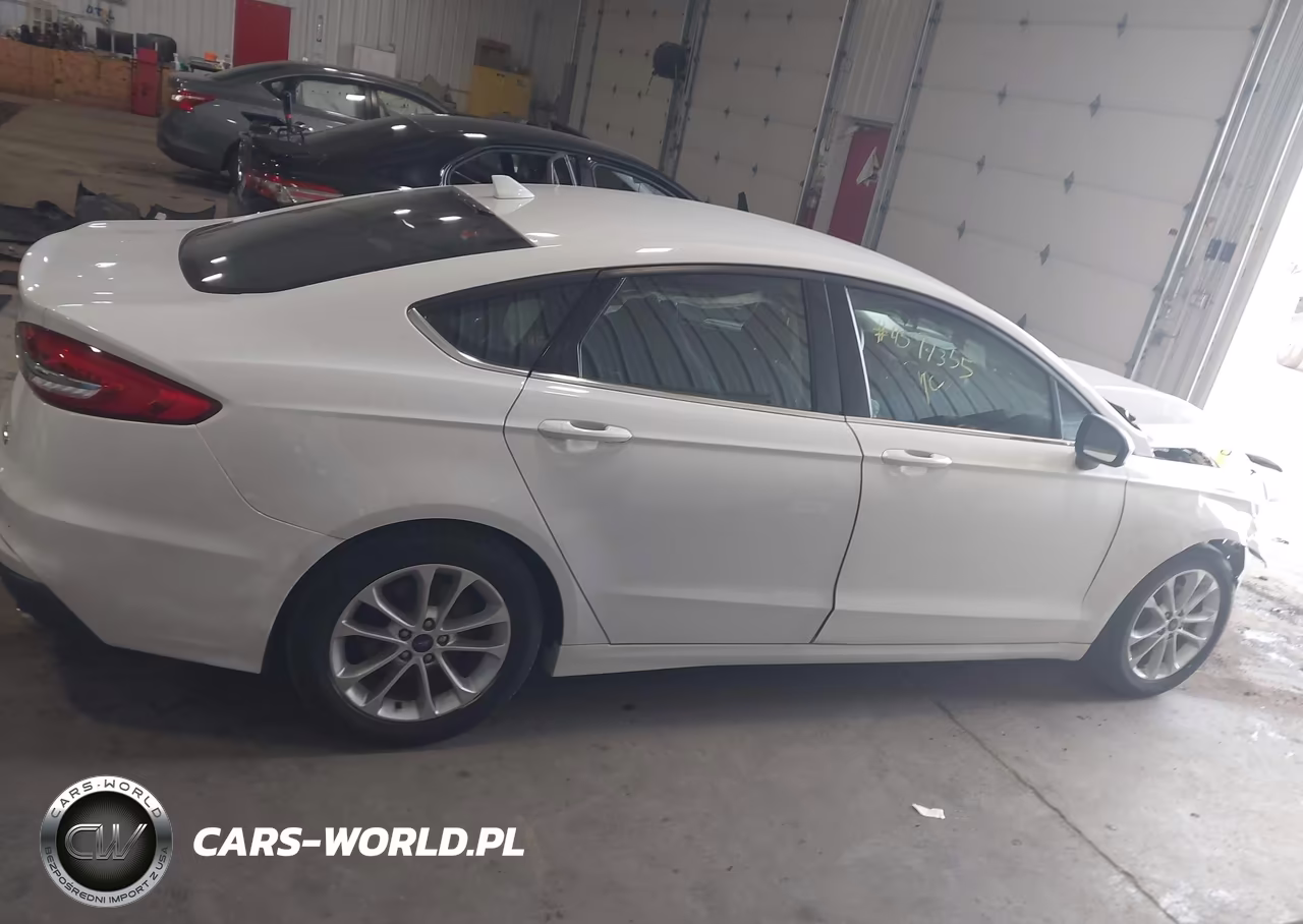 2019 Ford Fusion Se VIN:3FA6P0HD7KR203943 - 13