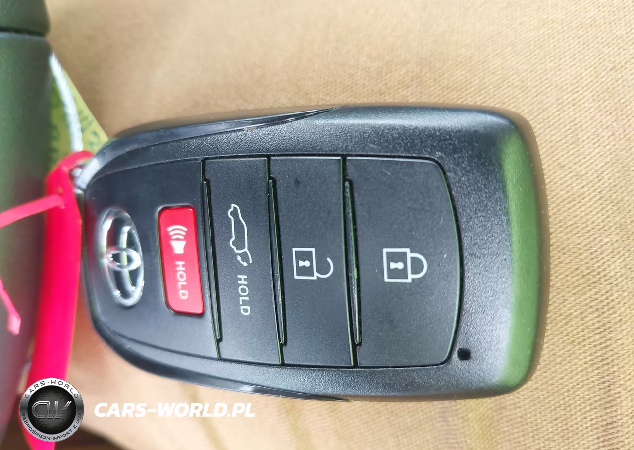 2025 Toyota Corolla Cross Hybrid Xse VIN:7MUFBABG3SV089251 - 11