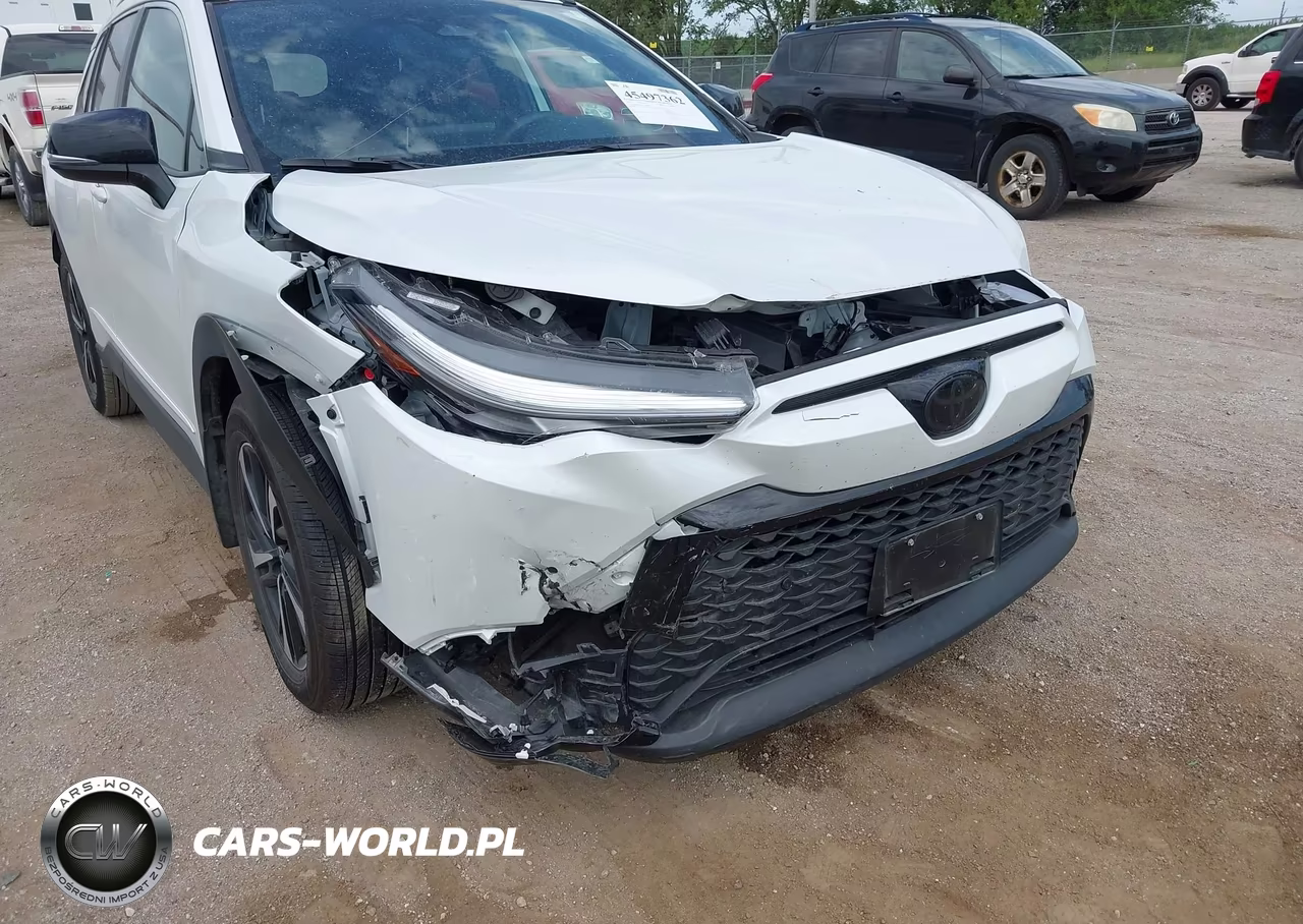 2025 Toyota Corolla Cross Hybrid Xse VIN:7MUFBABG3SV089251 - 17