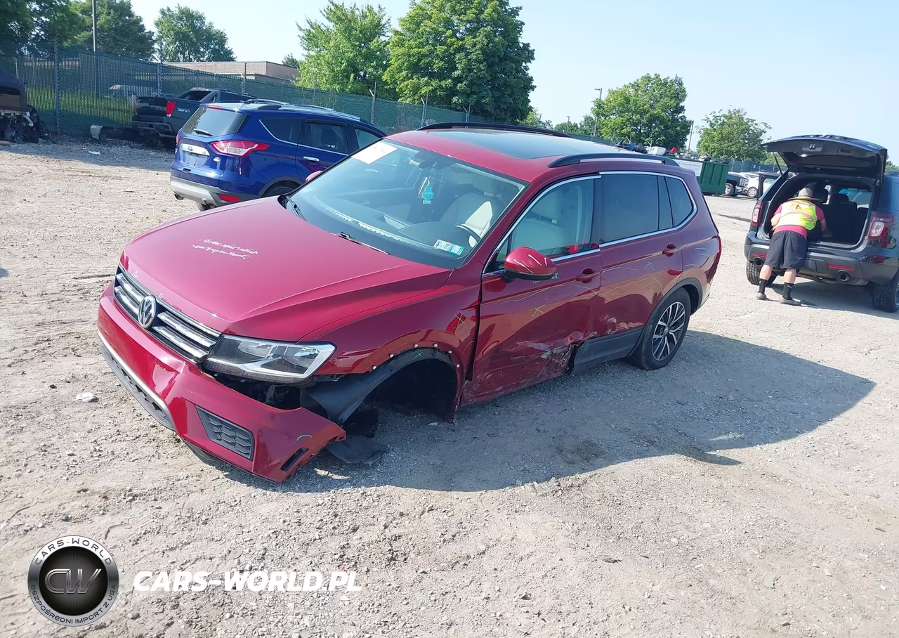 2019 Volkswagen Tiguan 2.0T Se-2.0T Sel-2.0T Sel R-Line-2.0T Sel R-Line Black VIN:3VV2B7AX2KM094469 - 2