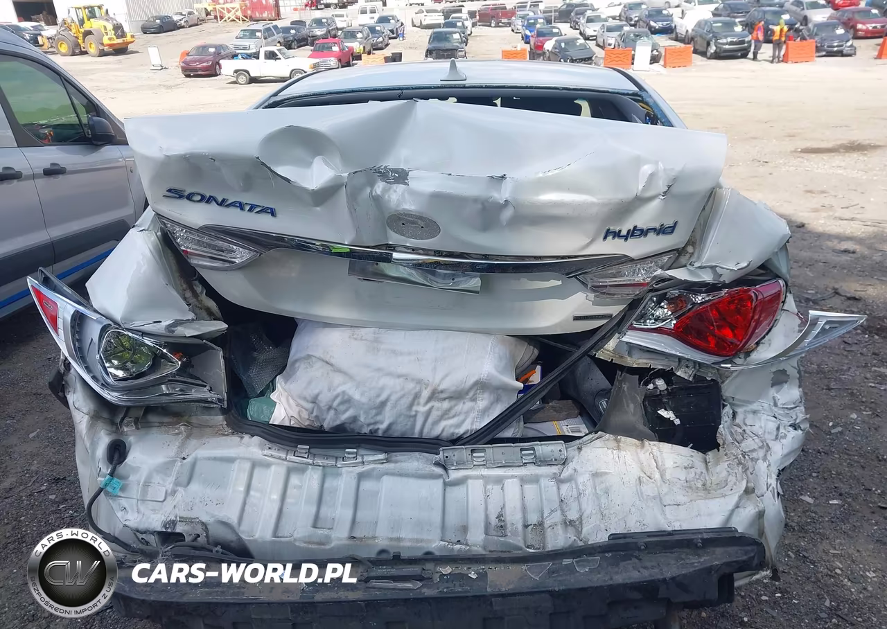 2013 Hyundai Sonata Hybrid Limited VIN:KMHEC4A41DA091653 - 16