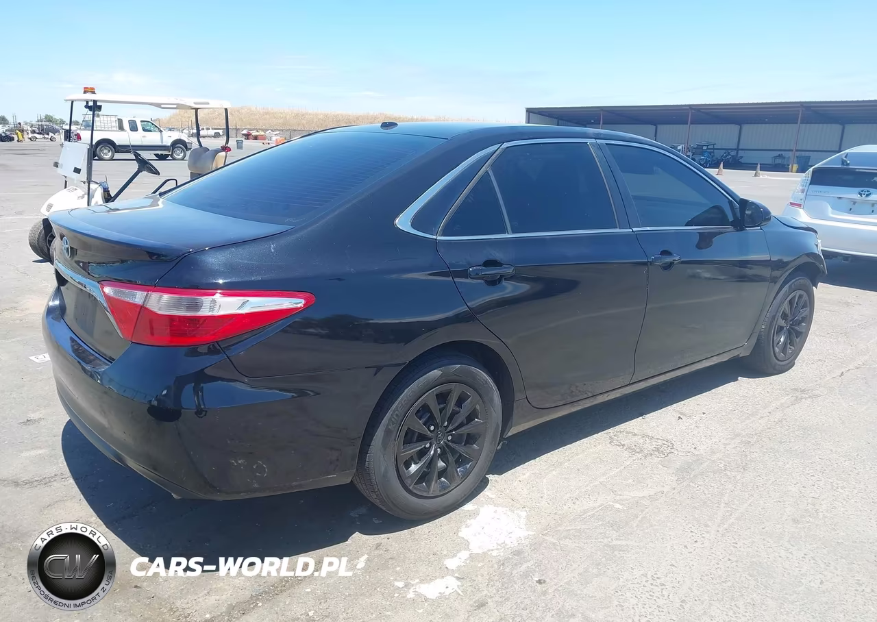 2015 Toyota Camry Xse V6 VIN:4T1BK1FK4FU560988 - 4