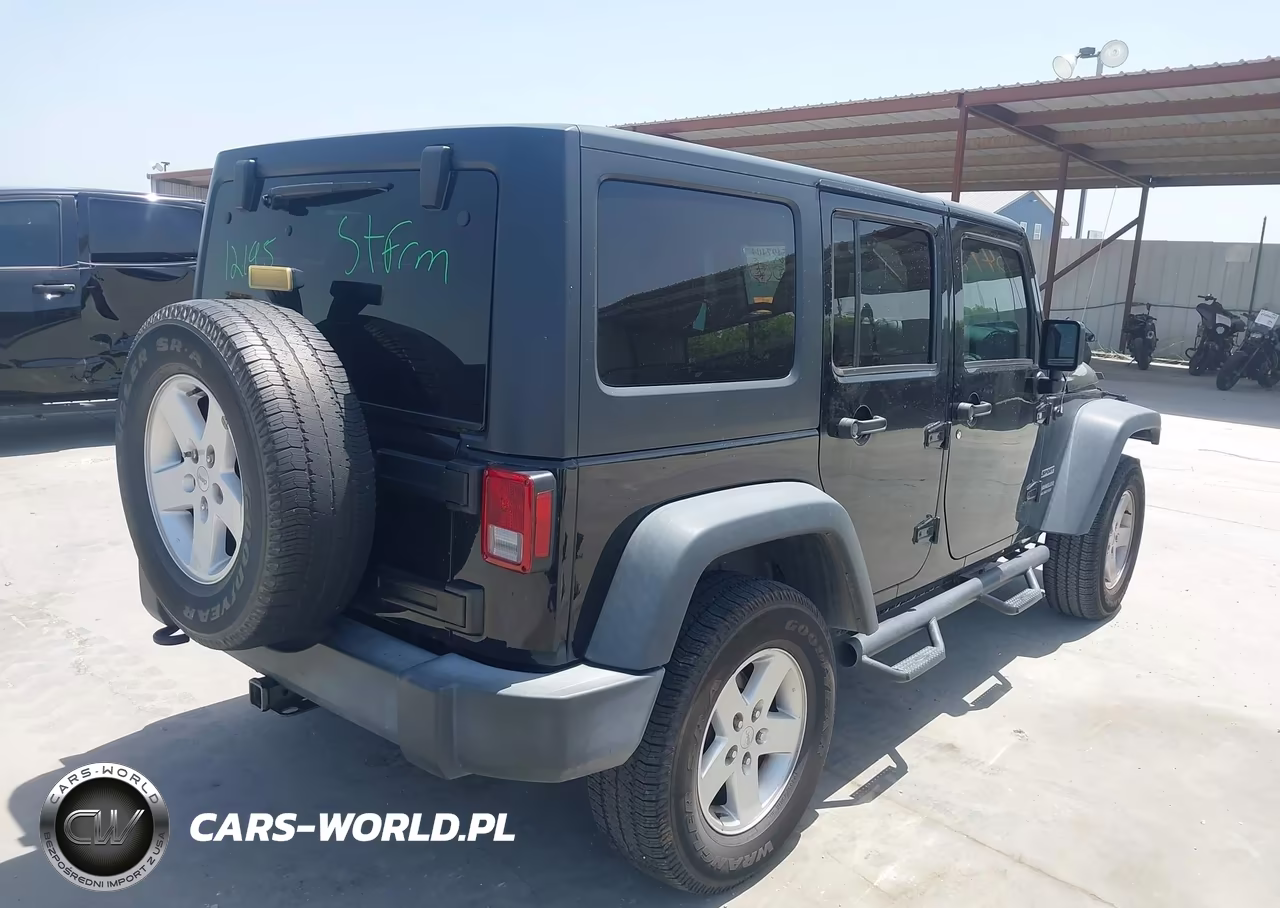 2017 Jeep Wrangler Unlimited Sport VIN:1C4HJWDG1HL530336 - 4