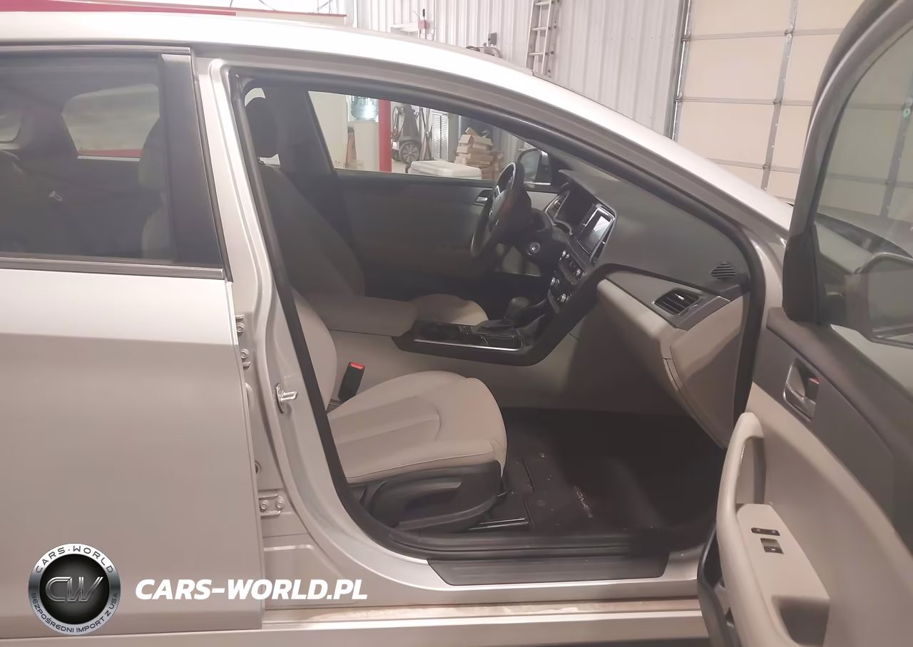 2019 Hyundai Sonata Eco VIN:5NPE24AA1KH801590 - 5