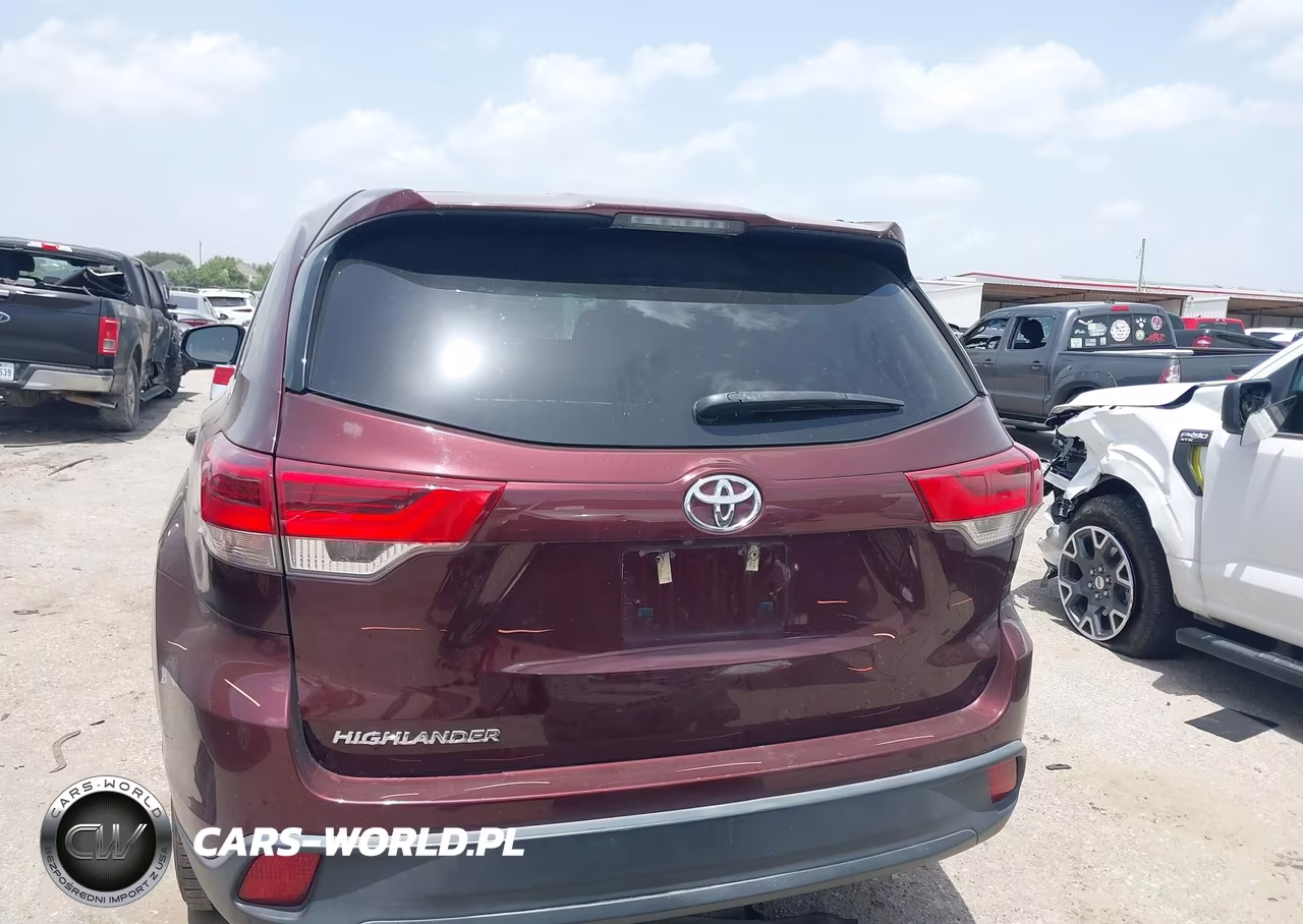 2019 Toyota Highlander Le VIN:5TDZARFH8KS051591 - 16