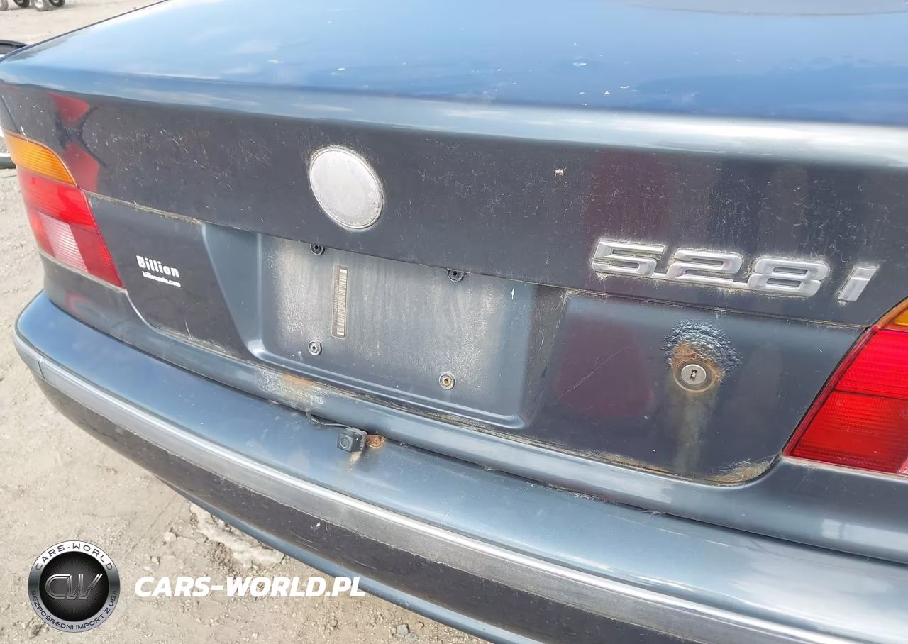 2000 BMW 528Ia VIN:WBADM6345YGV03773 - 14