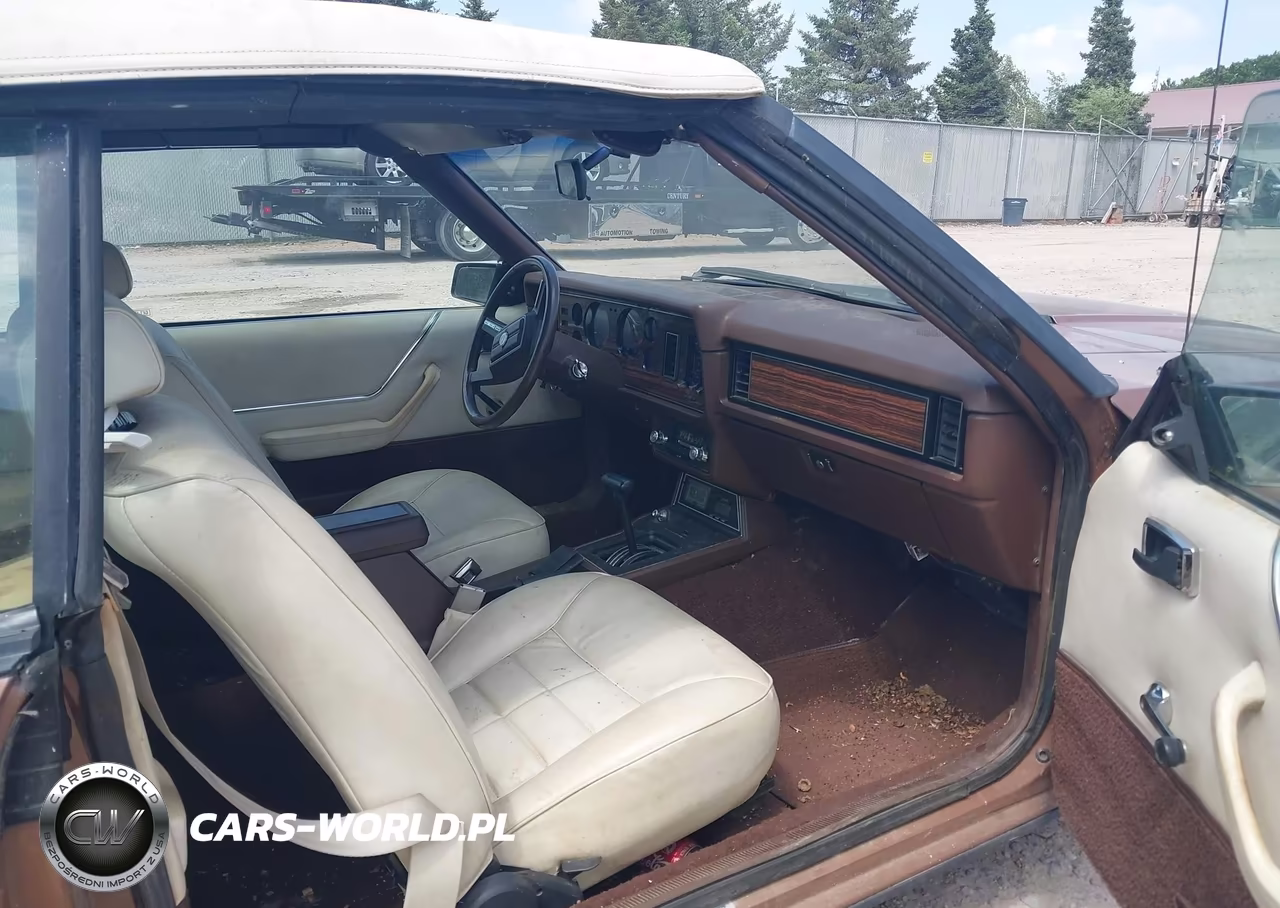 1983 Ford Mustang VIN:1FABP2737DF129958 - 5
