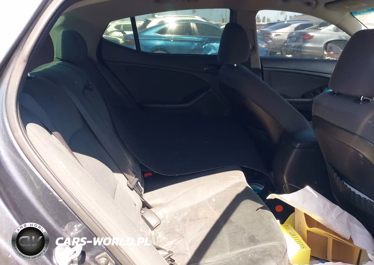 2015 Kia Optima Lx VIN:KNAGM4A76F5599422 - 8