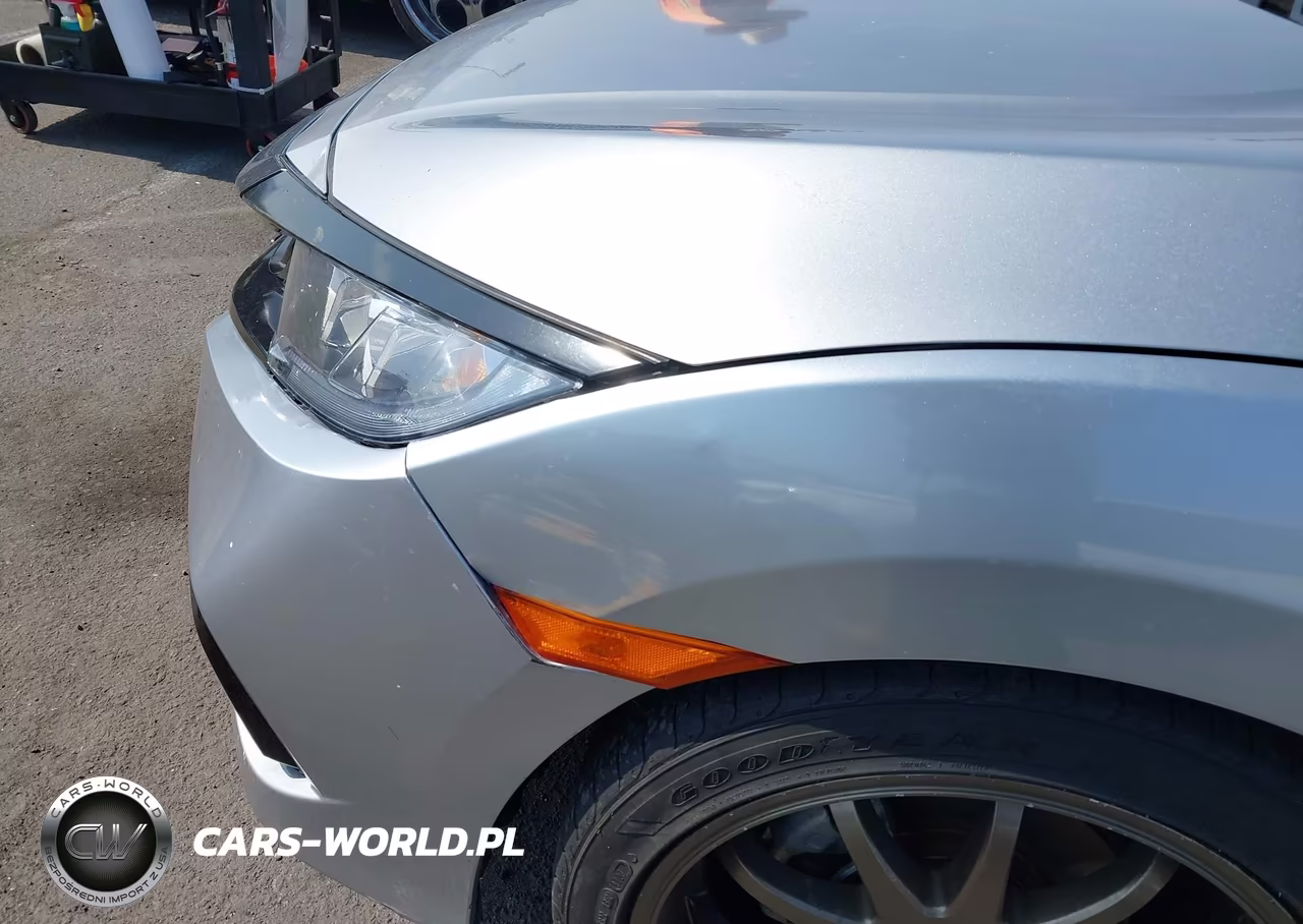 2020 Honda Civic Sport VIN:19XFC2F89LE214779 - 6