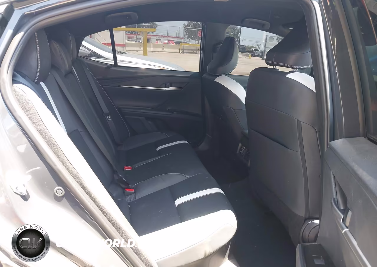 2025 Toyota Camry Se VIN:4T1DAACK2SU176704 - 8