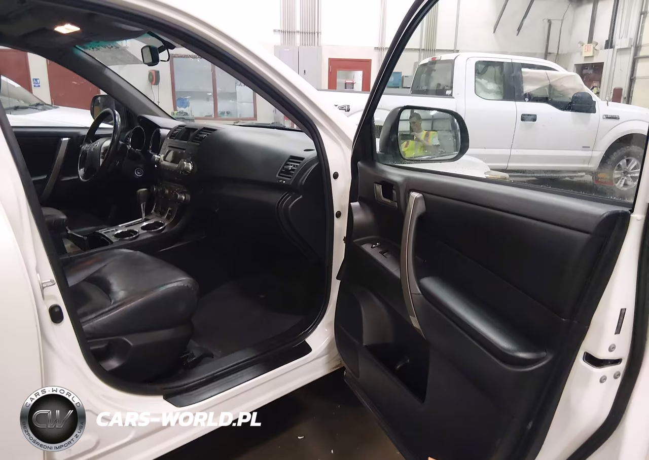 2012 Toyota Highlander Se V6 VIN:5TDBK3EH8CS151172 - 5