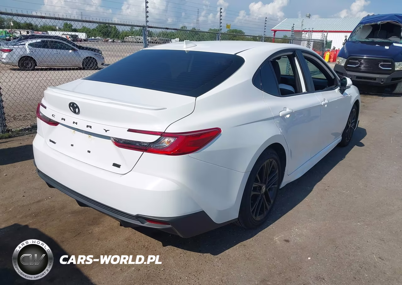 2025 Toyota Camry Se VIN:4T1DAACK5SU170847 - 4