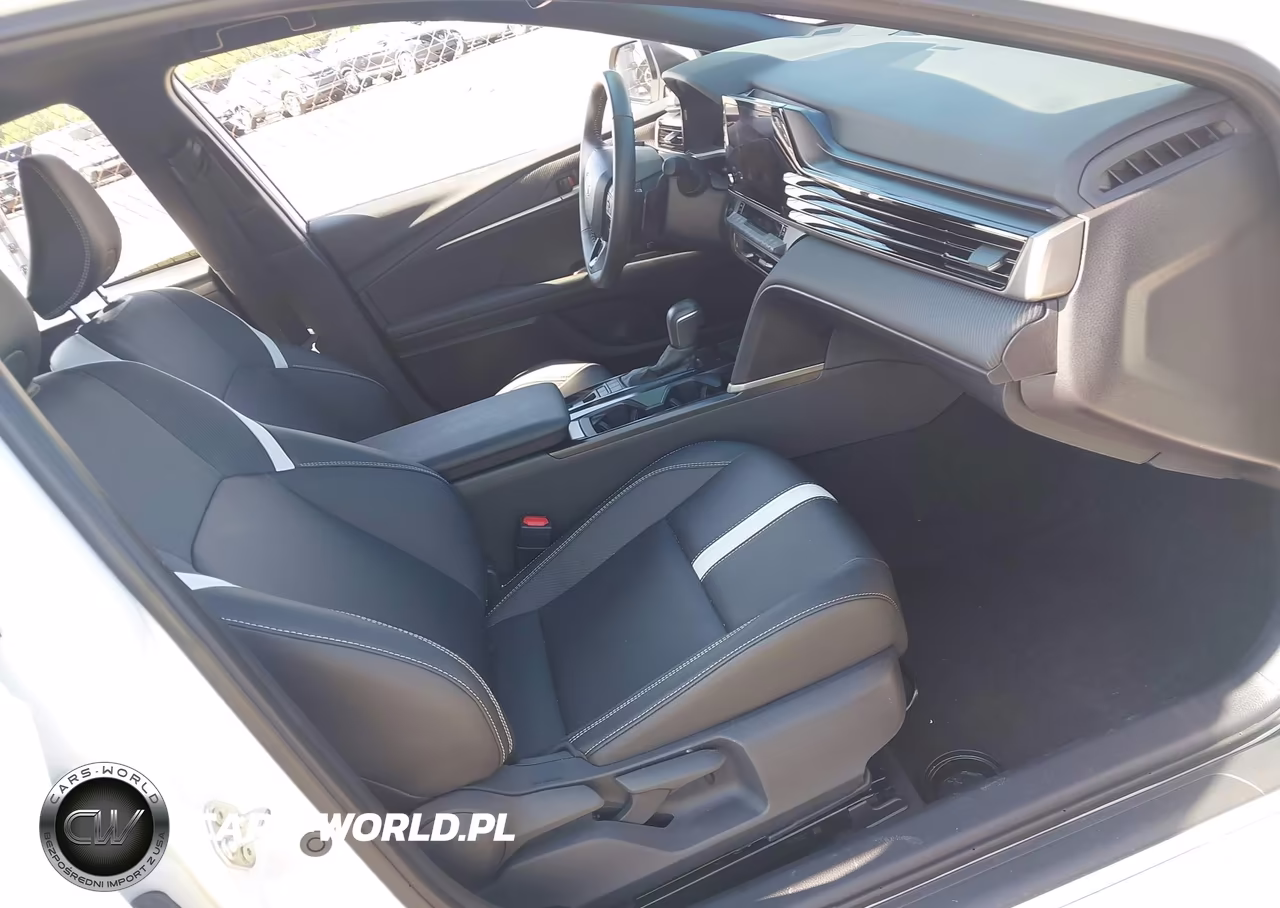 2025 Toyota Camry Se VIN:4T1DAACK5SU170847 - 5
