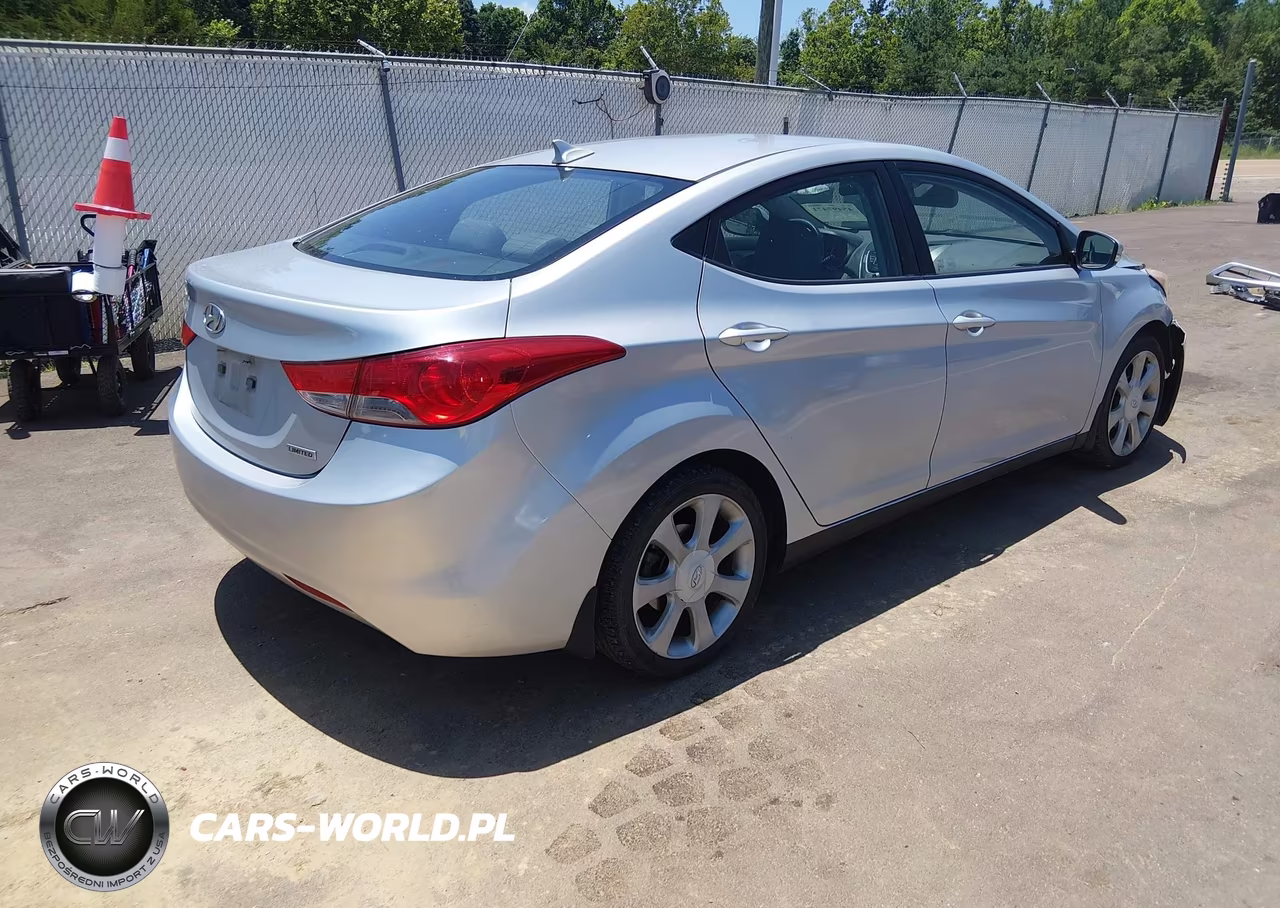 2013 Hyundai Elantra Limited VIN:KMHDH4AEXDU511821 - 4