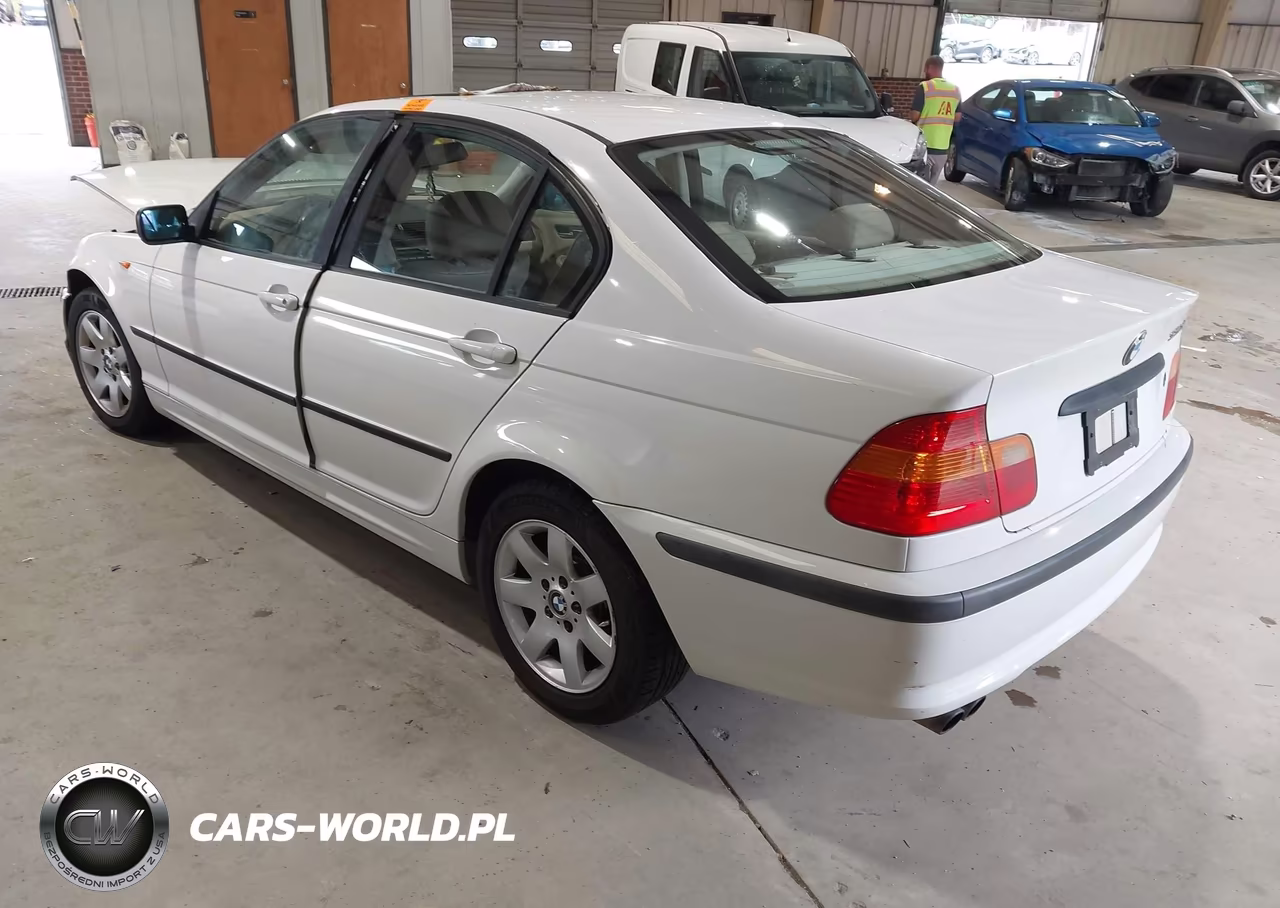 2002 BMW 3 Series 325Xi VIN:WBAEU33492PF68316 - 3