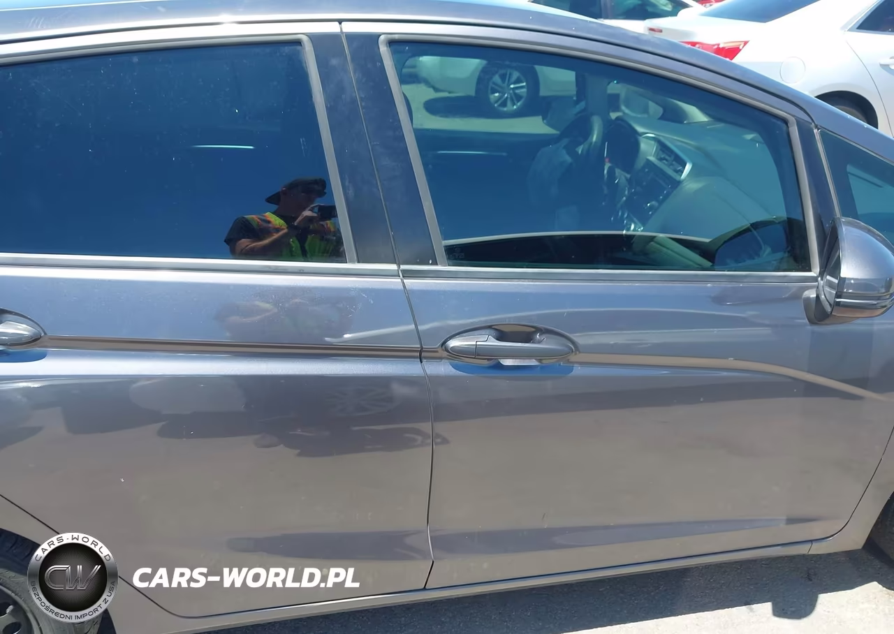 2015 Honda Fit Lx VIN:3HGGK5H59FM717252 - 13