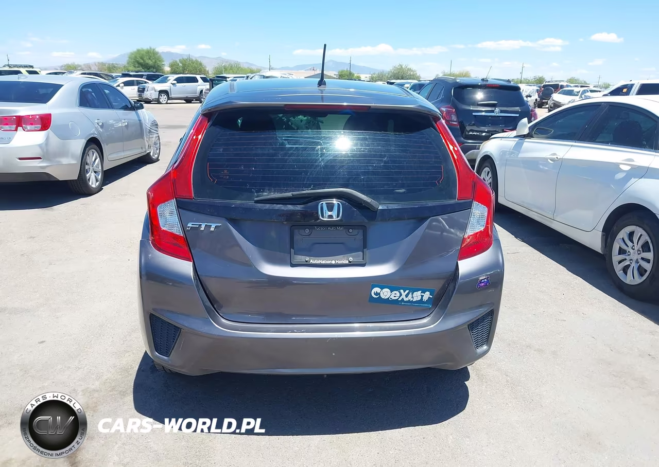 2015 Honda Fit Lx VIN:3HGGK5H59FM717252 - 16