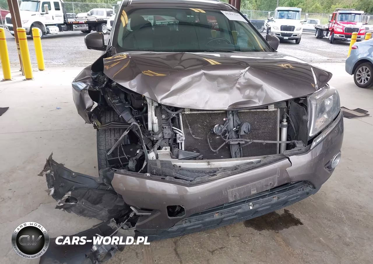 2015 Nissan Pathfinder Platinum VIN:5N1AR2MM6FC702071 - 6