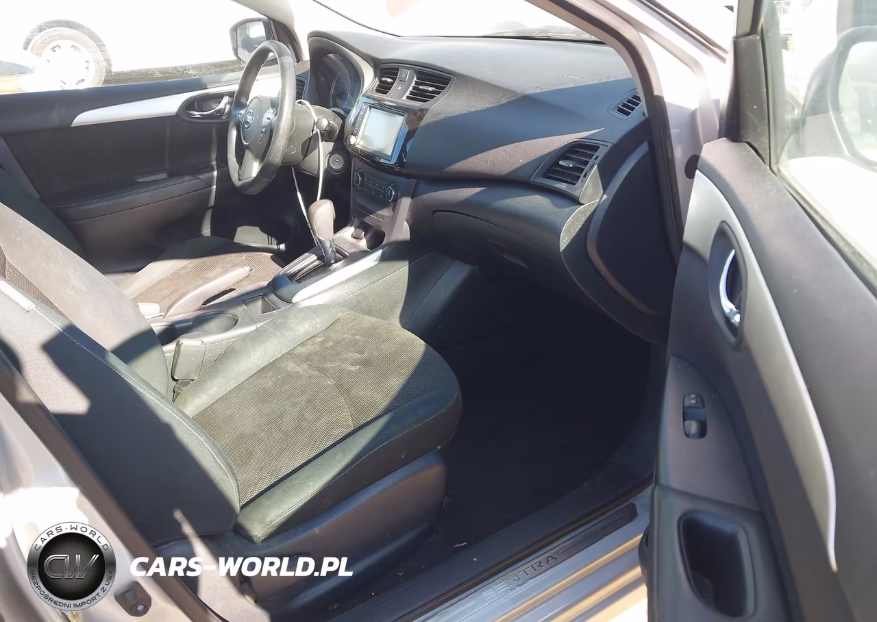 2019 Nissan Sentra S VIN:3N1AB7AP9KY418779 - 5