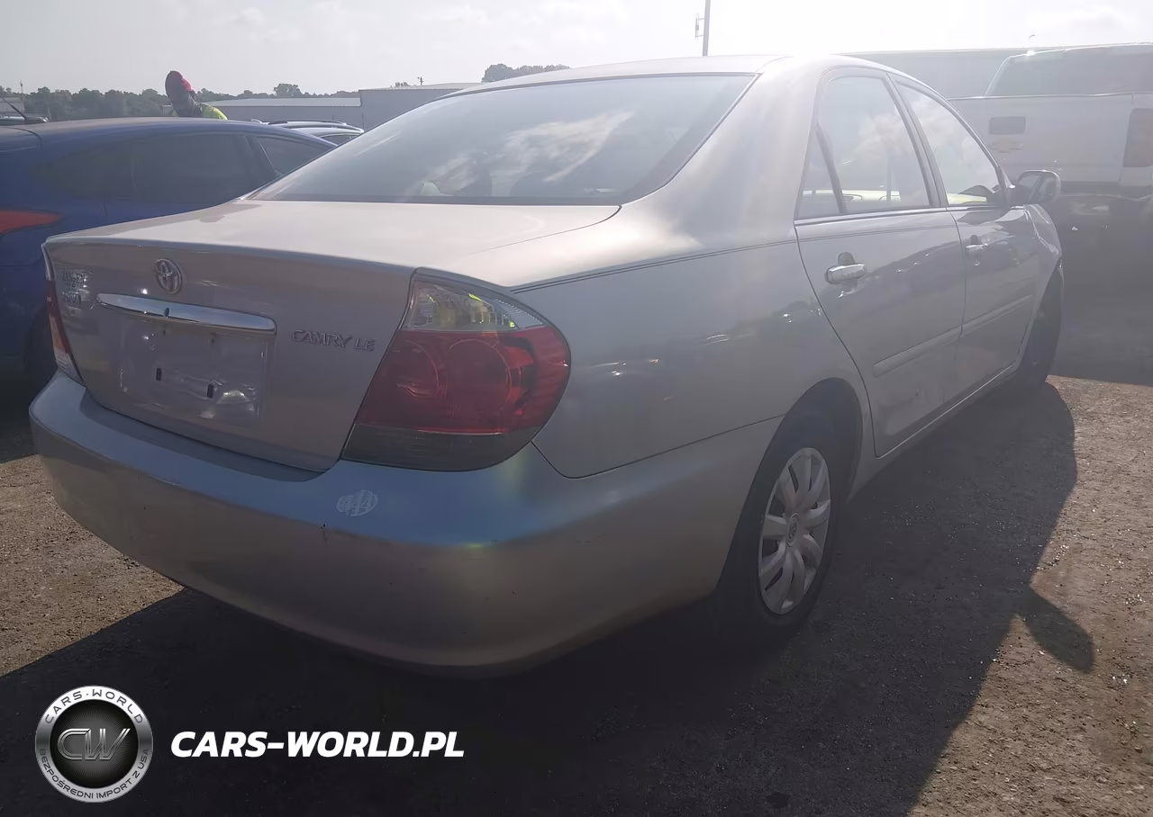 2006 Toyota Camry Le VIN:4T1BE32K06U150875 - 4