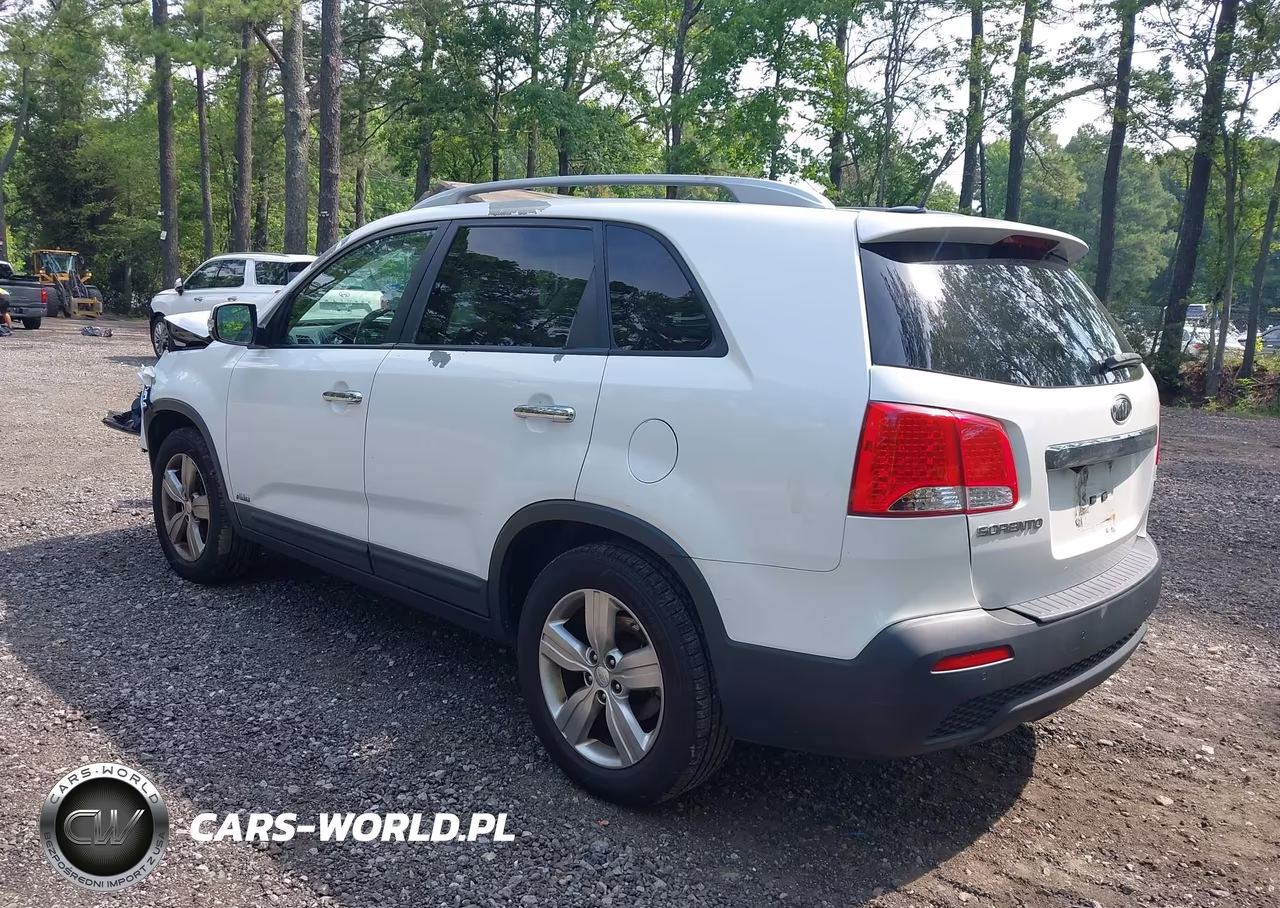 2013 Kia Sorento Ex V6 VIN:5XYKUDA29DG413300 - 3