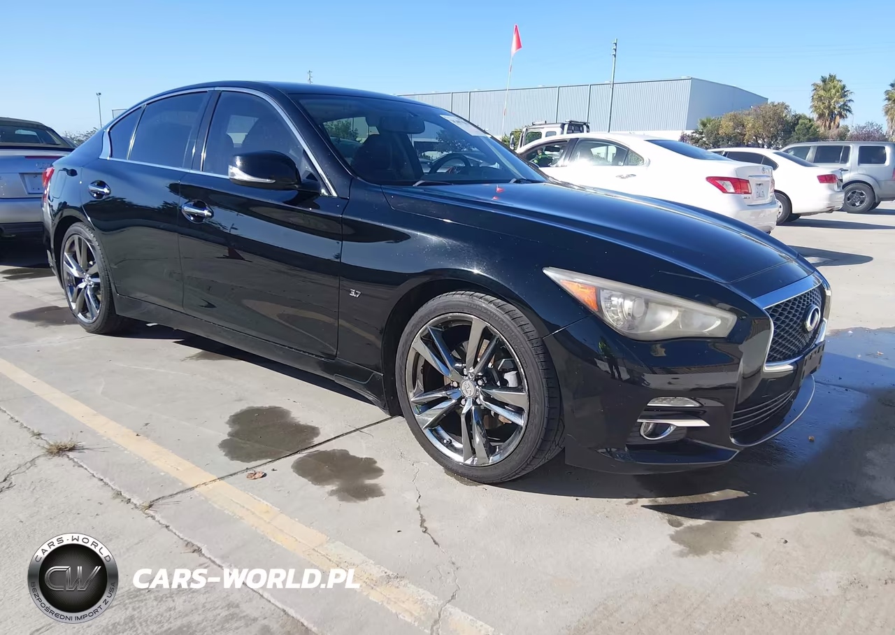 2015 Infiniti Q50 Premium – zdjęcie 1 z 22