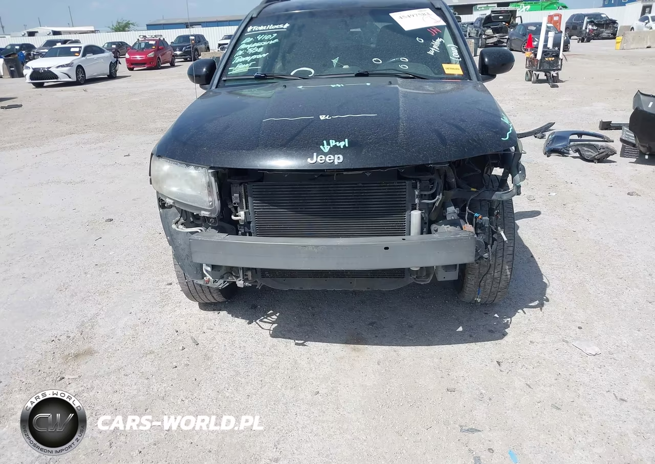 2014 Jeep Compass Latitude VIN:1C4NJCEA7ED643693 - 6