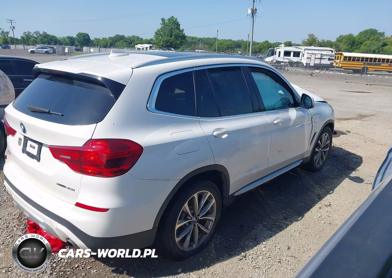 2019 BMW X3 xDrive30I VIN:5UXTR9C56KLE12974 - 12