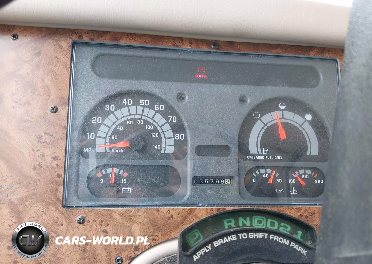 1994 Chevrolet P30 VIN:1GBKP37N7R3327115 - 7