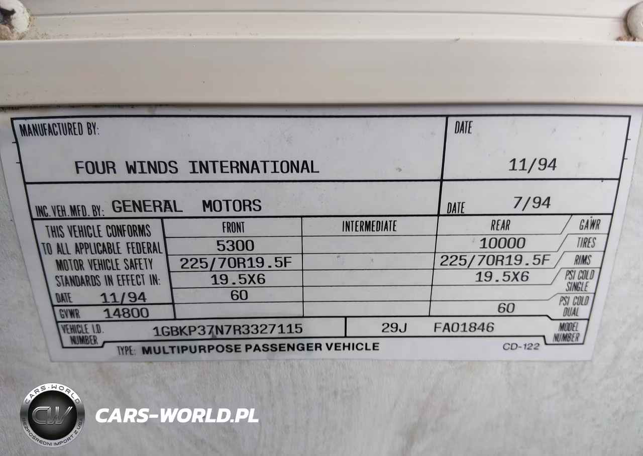 1994 Chevrolet P30 VIN:1GBKP37N7R3327115 - 9