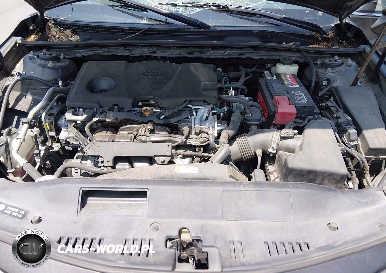 2018 Toyota Camry Le VIN:4T1B11HK1JU598932 - 10