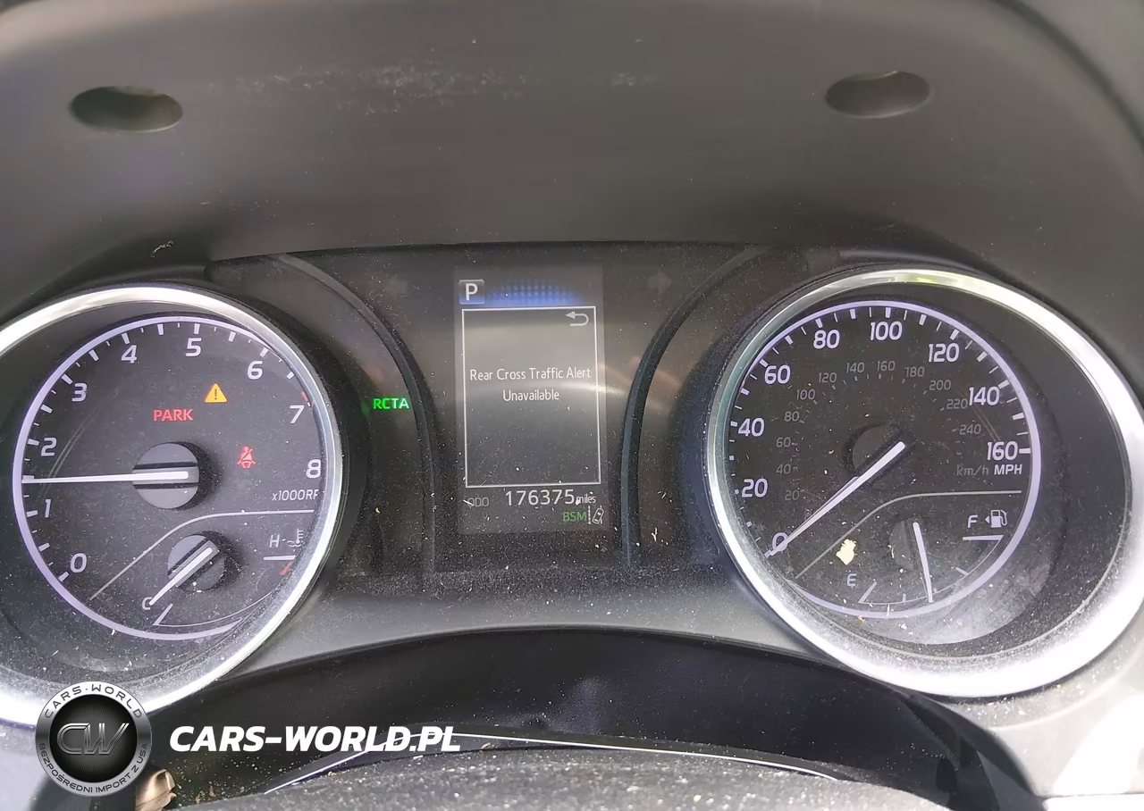 2018 Toyota Camry Le VIN:4T1B11HK1JU598932 - 7
