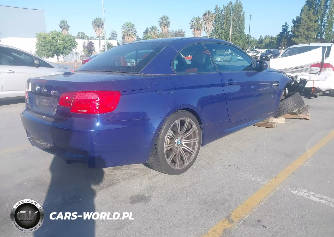 2011 BMW M3 VIN:WBSDX9C53BE585065 - 4