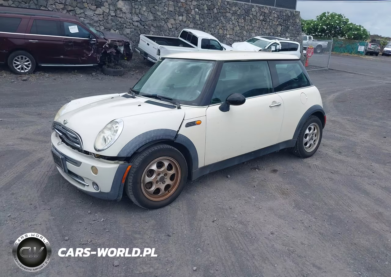 2003 Mini Cooper VIN:WMWRC33493TE15643 - 2